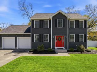 119 Westwood Dr, Nashua, NH 03062