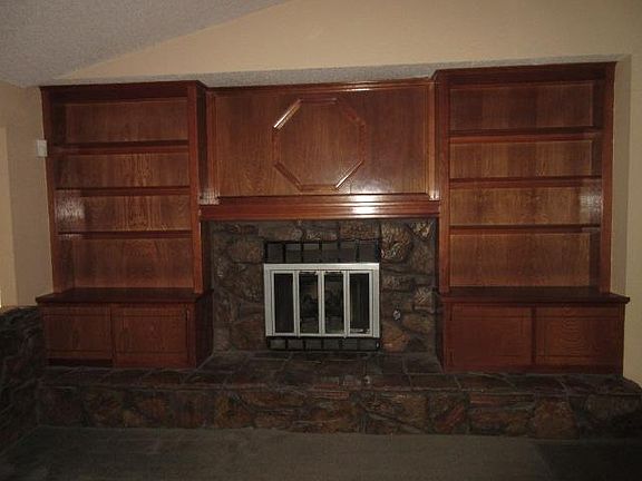 4th image of 12133 Stockdale Pl