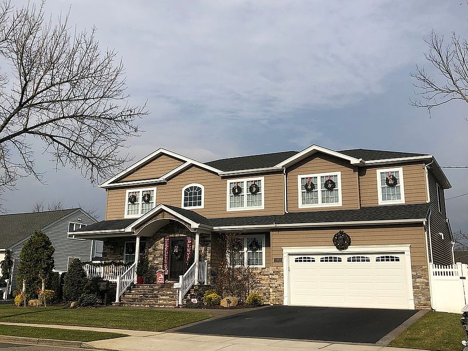 1st image of 121 Franklin Pl
