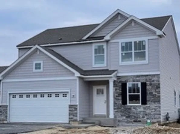 Fox Trail Ct, Wonder Lake, IL 60097