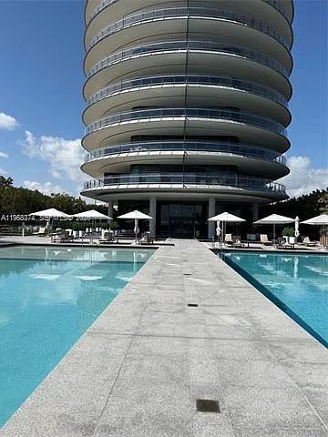 8701 Collins Ave #803 — Photo 31