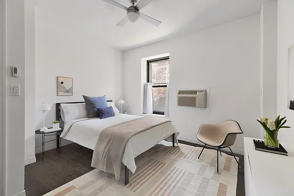 Sold by Compass | media 5