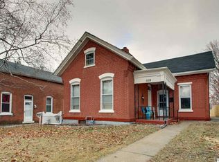 1119 Jefferson St, Quincy, IL 62301