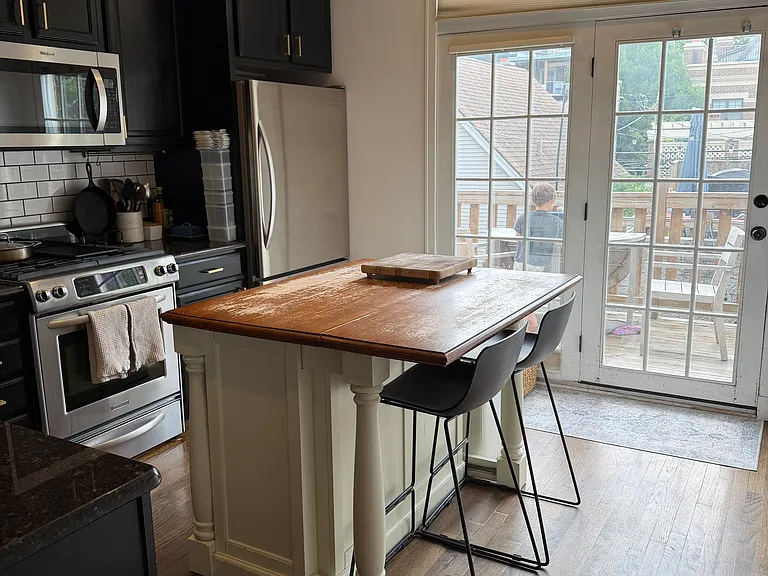 3742 N Janssen Ave #2 — Photo 8