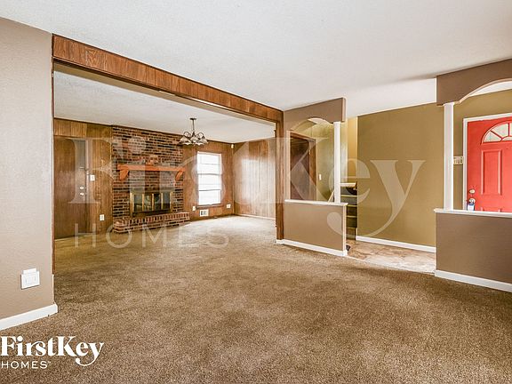 2nd image of 8912 E 90th Ter