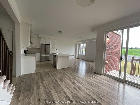 2nd image of 19 Casserley Cres