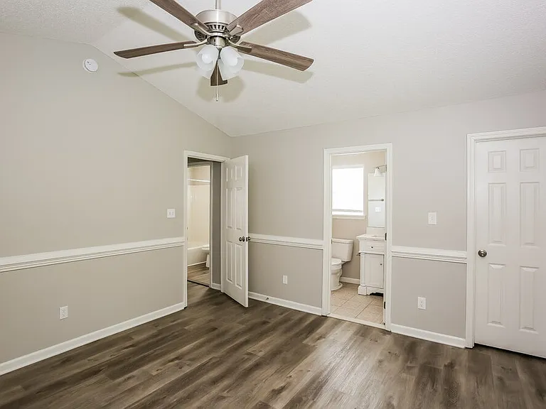 137 Lantana Dr — Photo 11