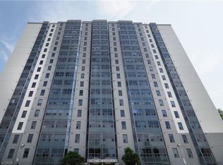 55 Green Valley Dr #1409, Kitchener, ON