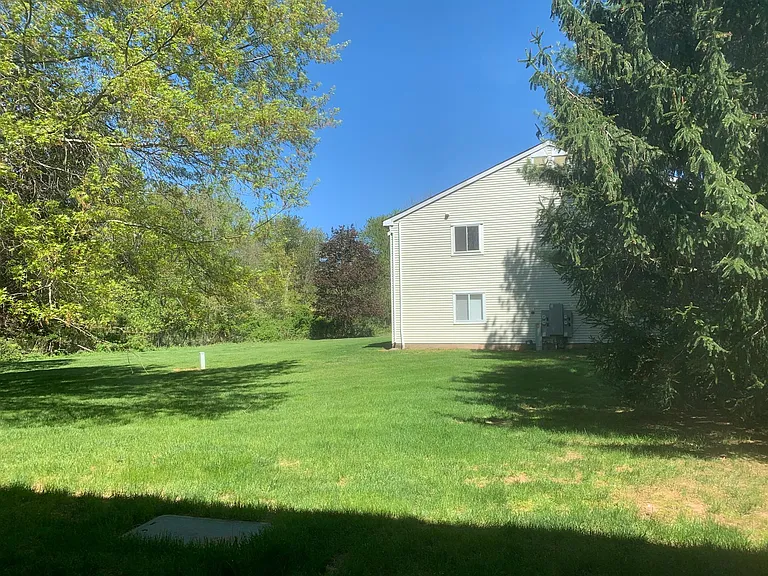 27 Steeplechase Ct — Photo 13