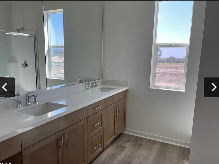 633 Winchester Dr — Photo 12