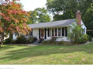 42 Lexton Dr, Farmington, CT 06032