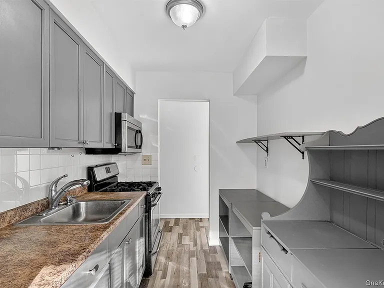 4 Colonial Rd #96 — Photo 10