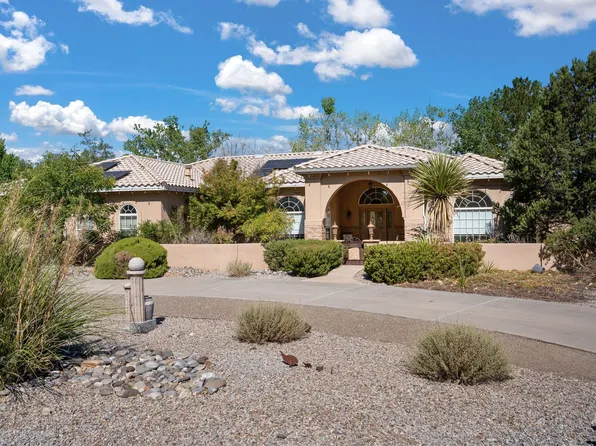9509 Dancing River Dr NW, Albuquerque, NM 87114