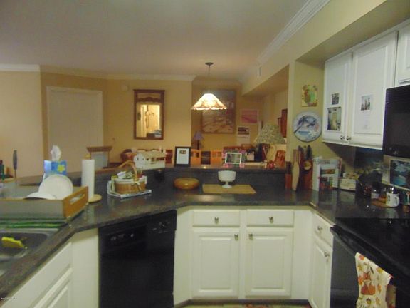 4th image of 400 Timberwalk Ct APT 1312
