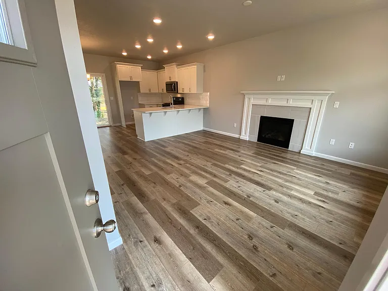 7200 Cheryl Ct — Photo 2