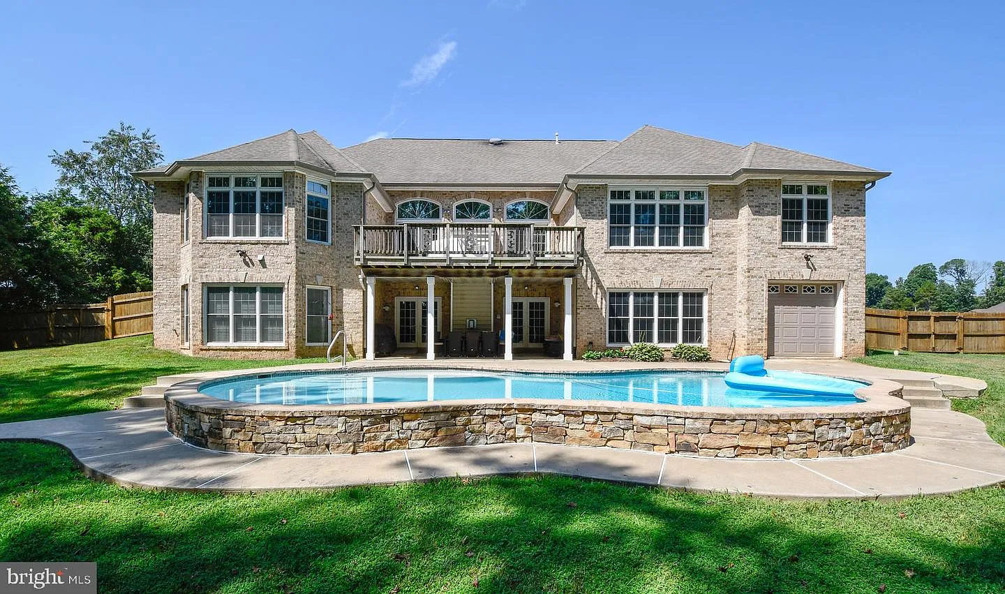 6600 Sunrise Bay Dr photo 1