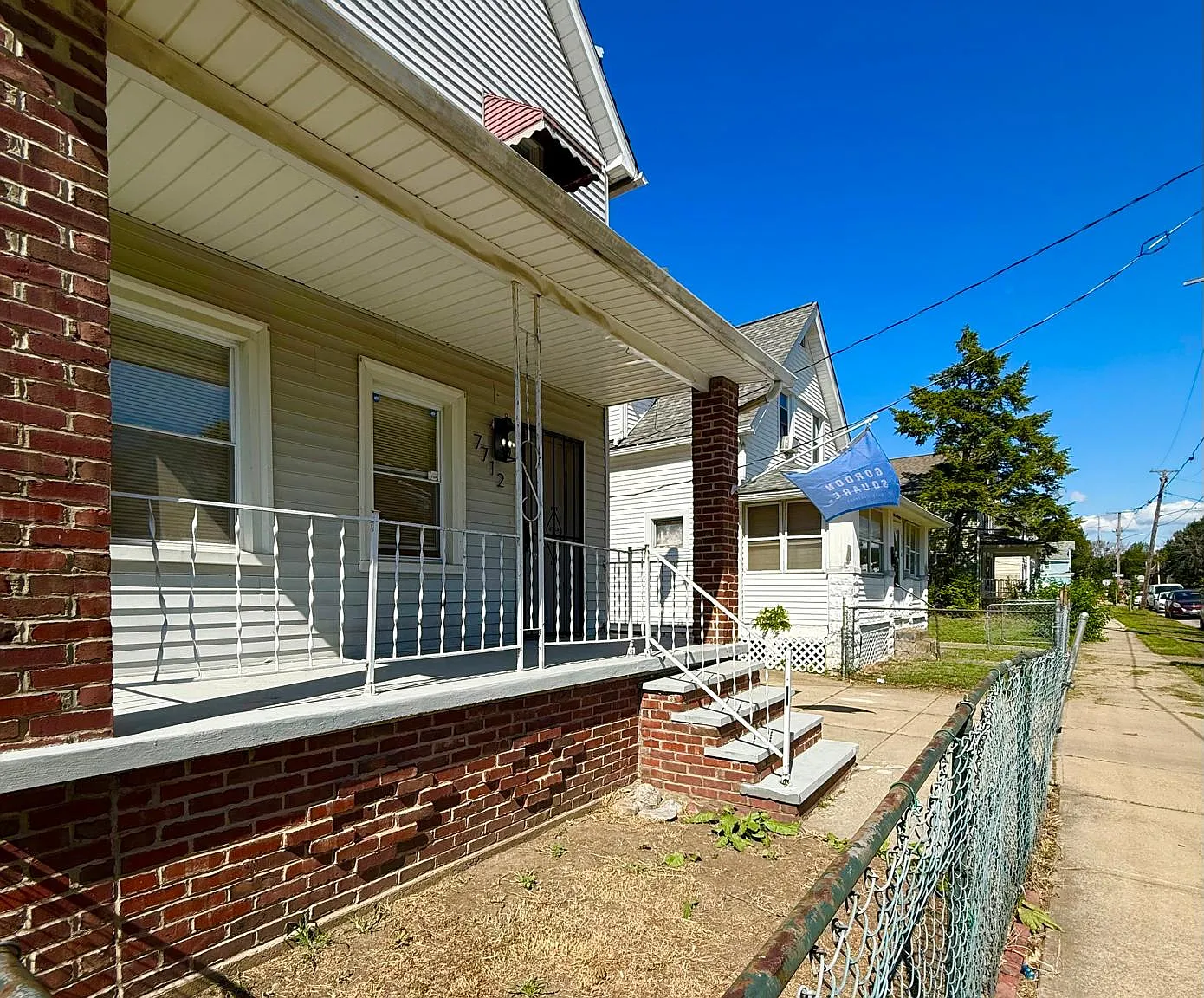 2 bed, 900 sqft, $1,200 — Photo 2