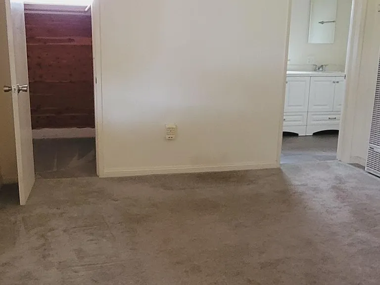 124 N Nopal St #1/2 — Photo 21