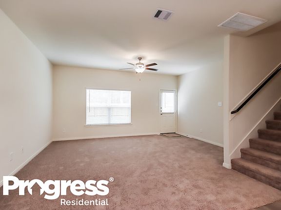 4th image of 10627 Lost Maples Dr