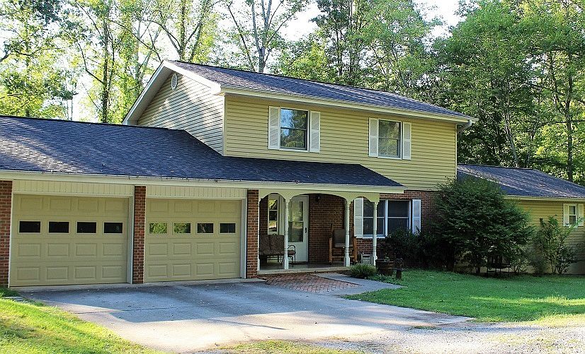 32 Laurel Place