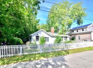 11 Norton St, Edgartown, MA 02539