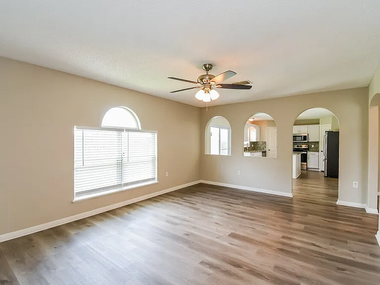 7115 High Bluff Rd — Photo 5