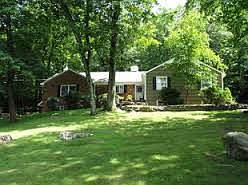 1st image of 82 Queen Ct