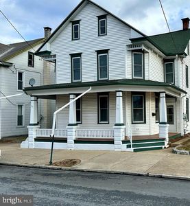 22-24 N Lincoln St, Palmyra, PA, 17078