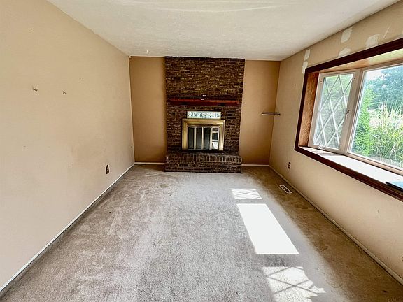 2nd image of 59271 James Ct