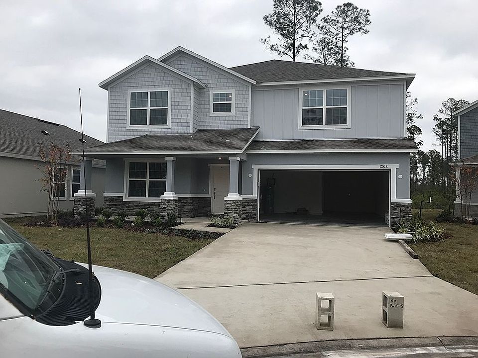 1st image of 2512 Lantana Ln