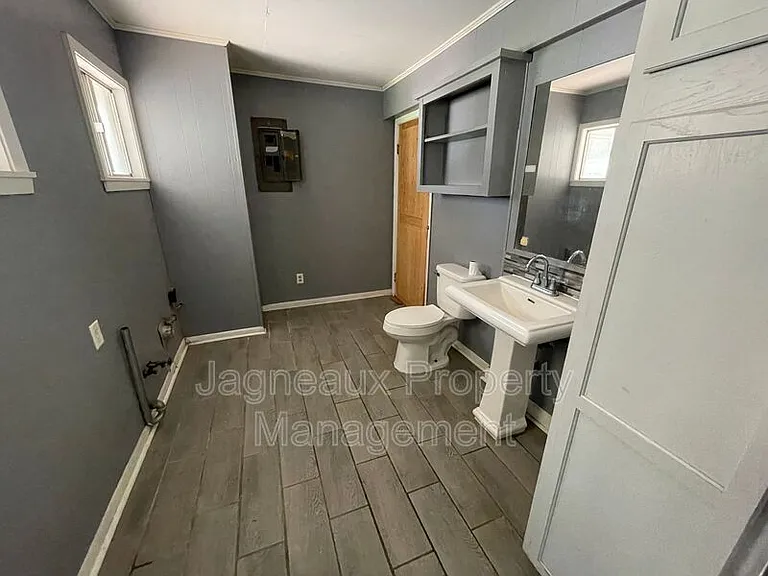 2405 Saint Landry Ave — Photo 8
