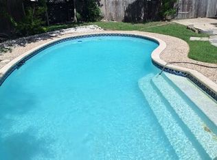 7733 Dry Canyon Trl, Live Oak, TX 78233