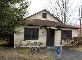12 Laurel Ave, South Fallsburg, NY 12763