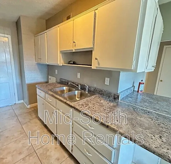 803 Ledbetter Ave — Photo 17