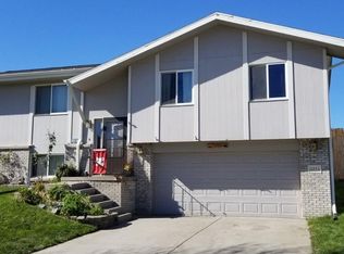 2031 NW 53rd St, Lincoln, NE 68528