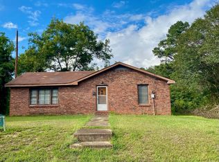 274 Hickory St, Camden, AR 71701