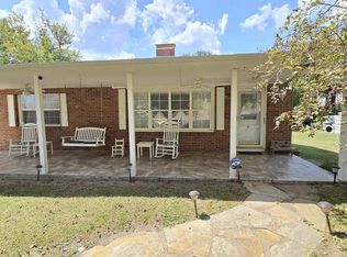 152 N Main St, Elizabethtown, IL 62931