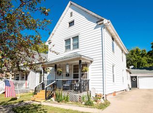 807 W McClure Ave, Peoria, IL