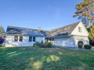 165 Crescent Rd, Burlington, VT 05401