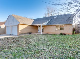 124 S Morgan Dr, Moore, OK 73160