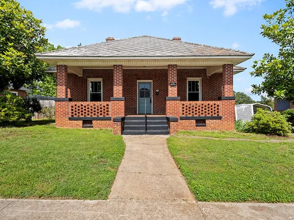 121 Park St, Ninety Six, SC 29666