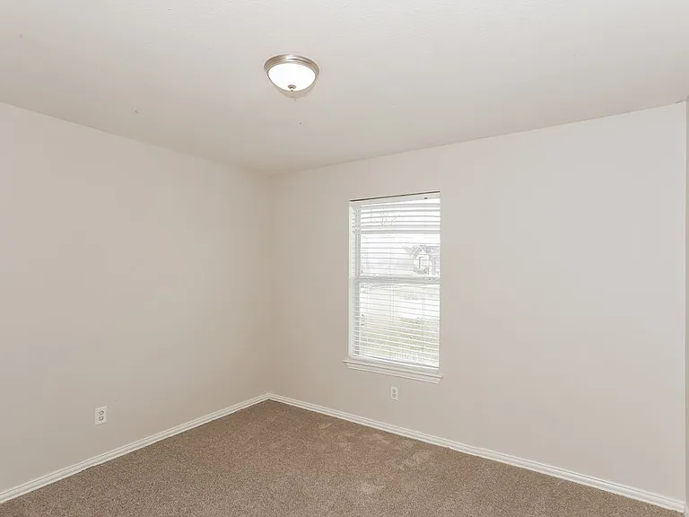 9000 Christopher Cir — Photo 14