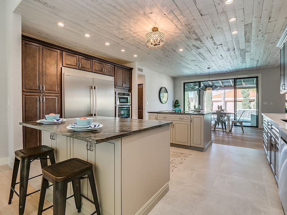 1st image of 8210 E Del Cristal Dr