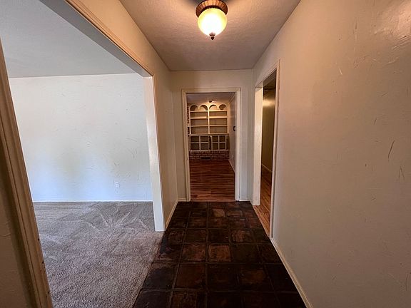 2nd image of 1416 Pine Oak Dr