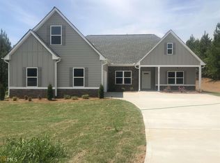 30 Cub Ln, Covington, GA 30016