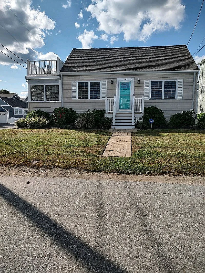 2 bed, 1.5 bath, 1452 sqft, $2,500 — Photo 1