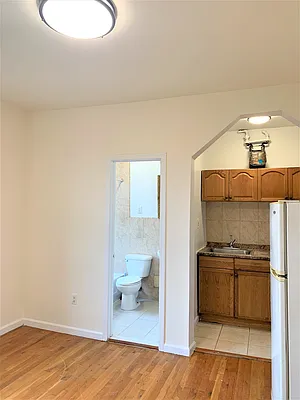 Rented by REAL New York | media 19