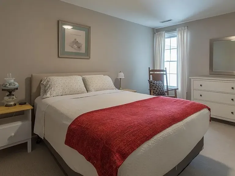50 Barrington Ave #502 — Photo 7