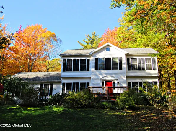 527 Babcock Lake Road, Grafton, NY 12138