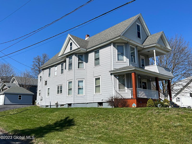 4th image of 401 Rosa Road